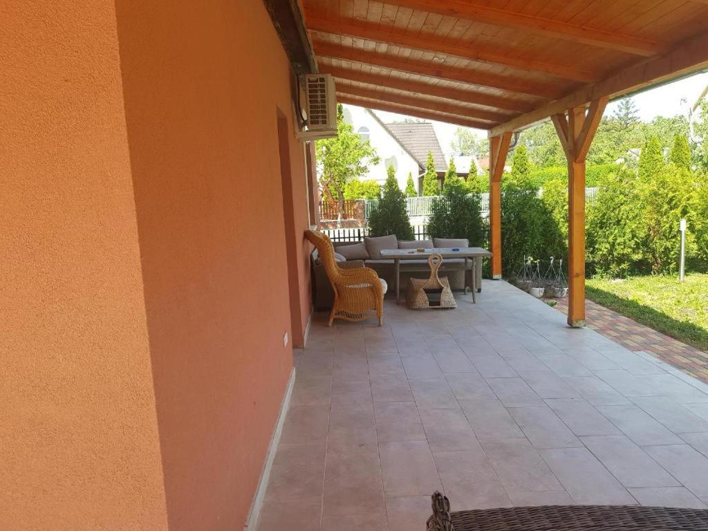 Rajmund Vendeghaz Vila Balatonkeresztúr Exterior foto