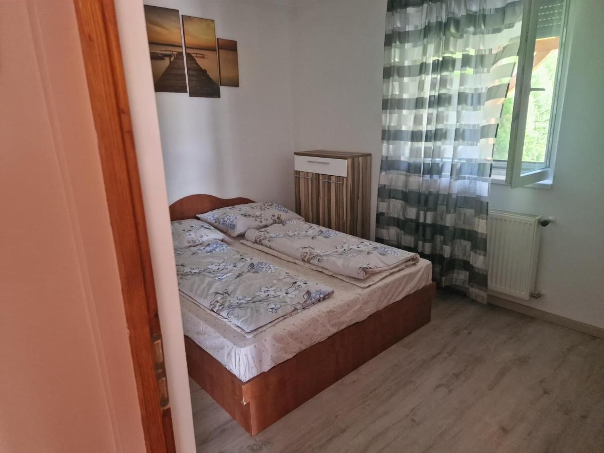 Rajmund Vendeghaz Vila Balatonkeresztúr Exterior foto